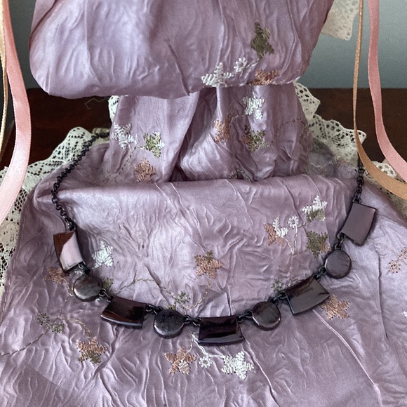 NWOT - Liz Claiborne Modern Bronze Necklace Earrings Bracelet Set - Picture 10 of 10